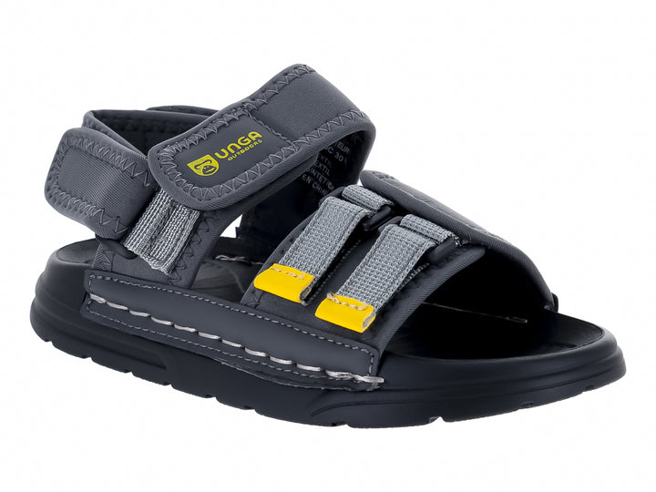 Sandalias UNGA color gris y negro con detalles amarillos y suela gruesa.