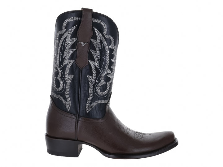 Bota vaquera Texaban color moka y negro con detalles bordados en el eje.