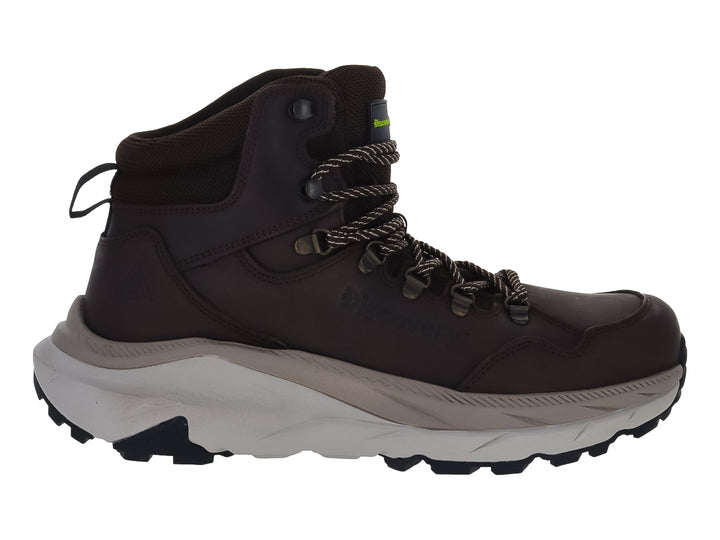 Bota deportiva Discovery color chocolate con suela blanca gruesa y cordones.