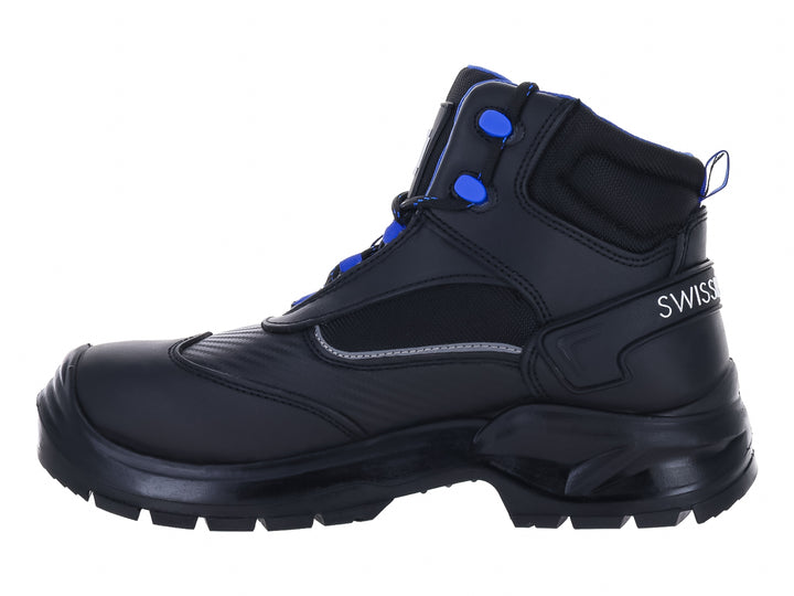 Bota de seguridad industrial Swissbrand color negro con detalles en azul y suela robusta.