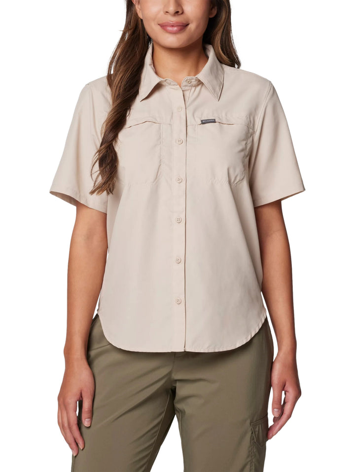 Camisa Columbia Silver Ridge 3.0 de manga corta en color beige Ancient Fossil para Mujer.