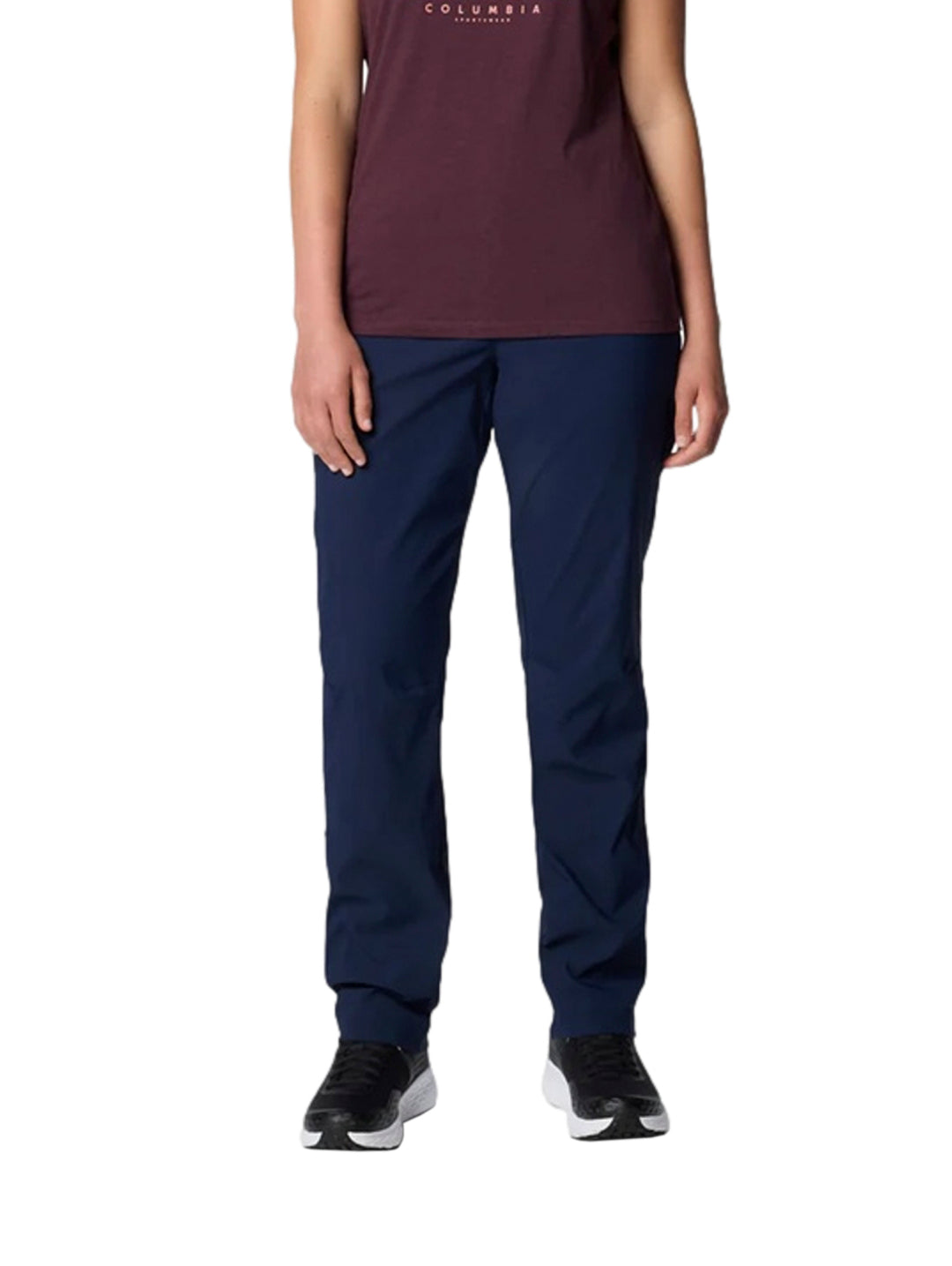Pantalones Columbia Leslie Falls II color azul marino para actividades al aire libre.