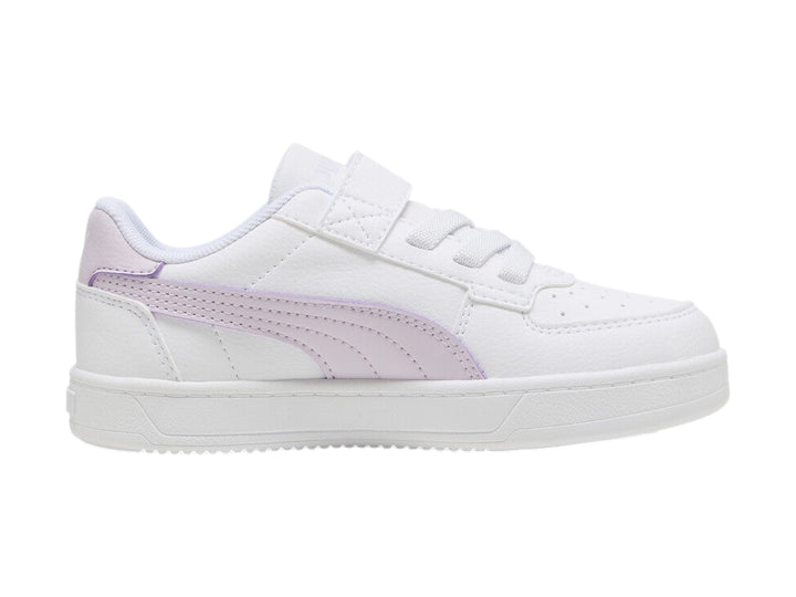 Tenis Puma blancos con detalles en color lila para niña.