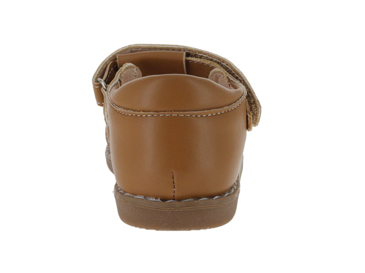Sandalia infantil color khaki con tiras y cierre de velcro.