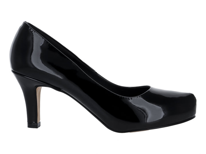 Zapato de tacón medio para mujer en color negro con acabado brillante de charol.
