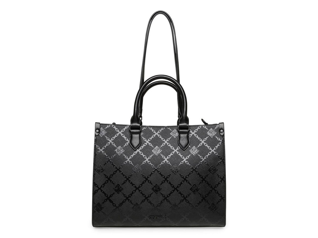 Bolso de hombro Steve Madden color negro con textura geométrica, asas cortas y correa larga ajustable.