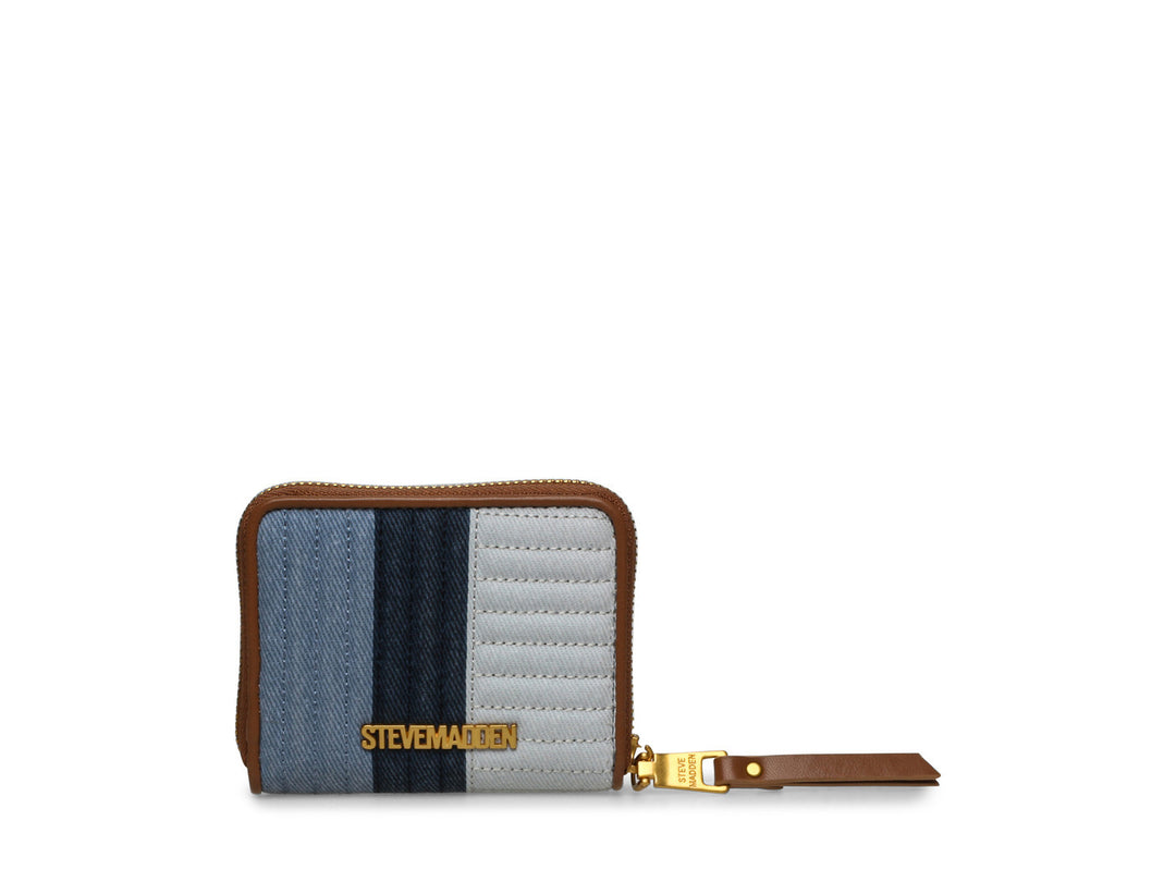 Cartera pequeña de Steve Madden en tonos azul denim con bordes marrones y cierre dorado.