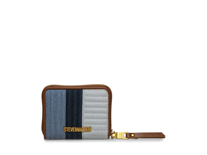 Cartera pequeña de Steve Madden en tonos azul denim con bordes marrones y cierre dorado.