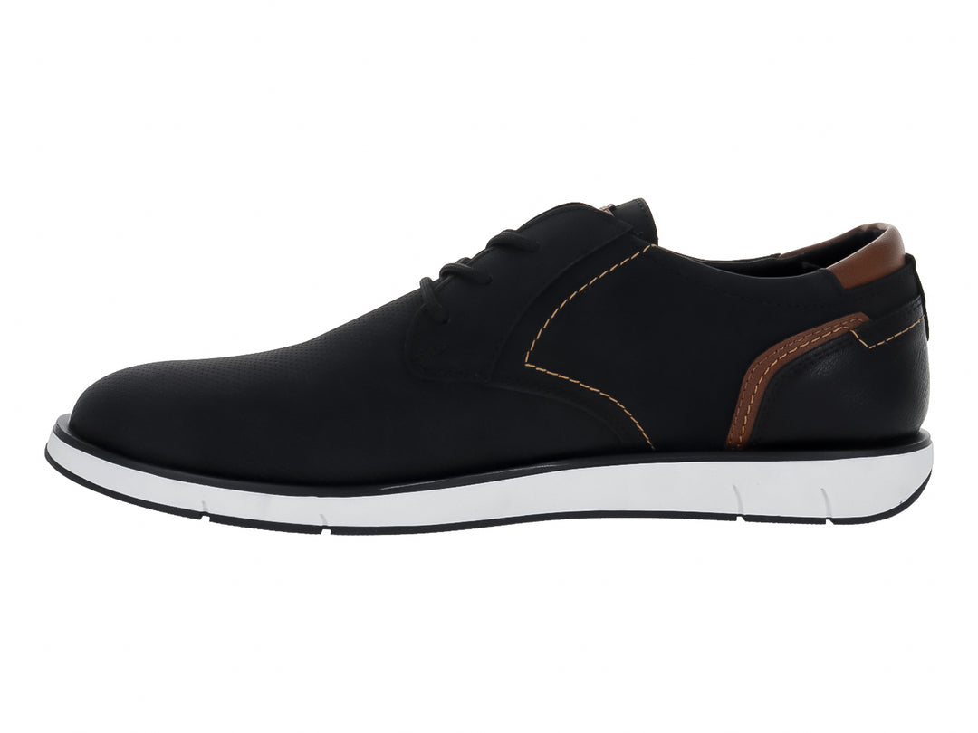 Zapato casual Clasben color negro con suela blanca y detalles en color café.