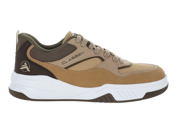 Tenis CLASBEN para niño en colores beige y verde oliva con suela blanca y base marrón.