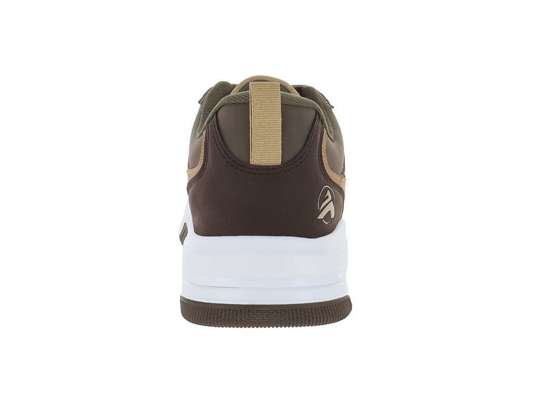 Tenis CLASBEN para niño en colores beige y verde oliva con suela blanca y base marrón.