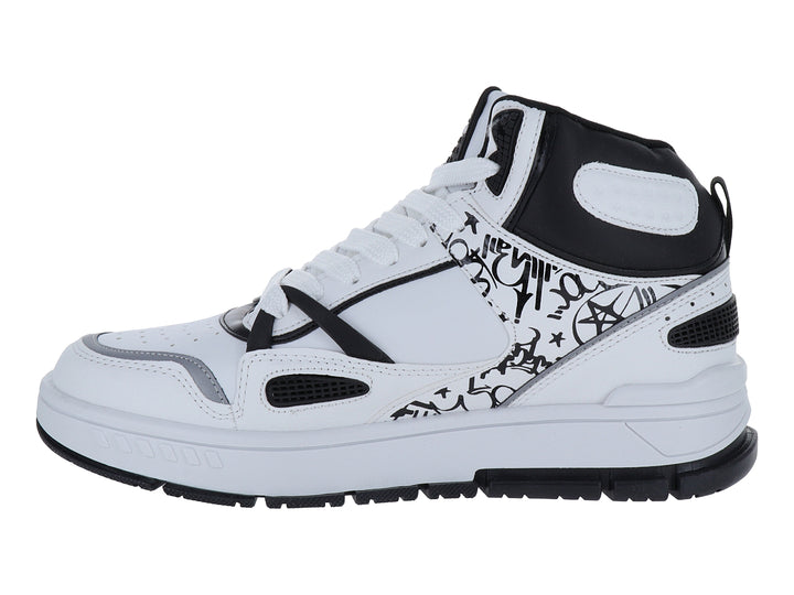 Tenis tipo bota color blanco con detalles y estampados en negro.