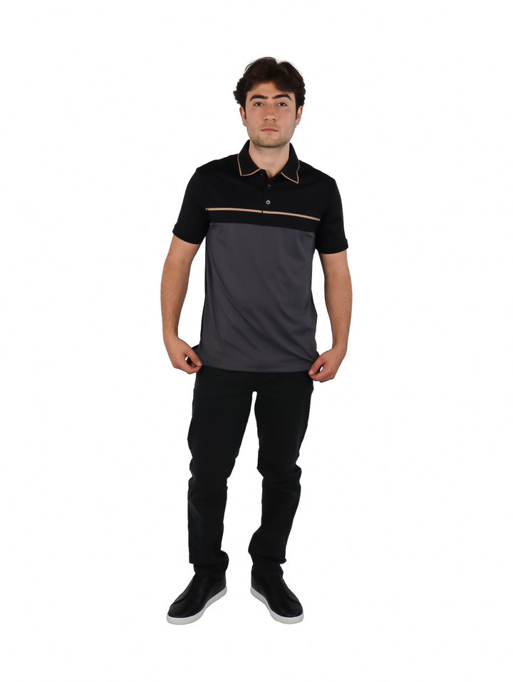 Playera polo Varesi para hombre, diseño bicolor en negro y gris oscuro con franja café.