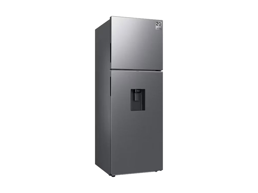 Refrigerador Samsung de acero inoxidable con dispensador de agua frontal y diseño moderno de dos puertas.