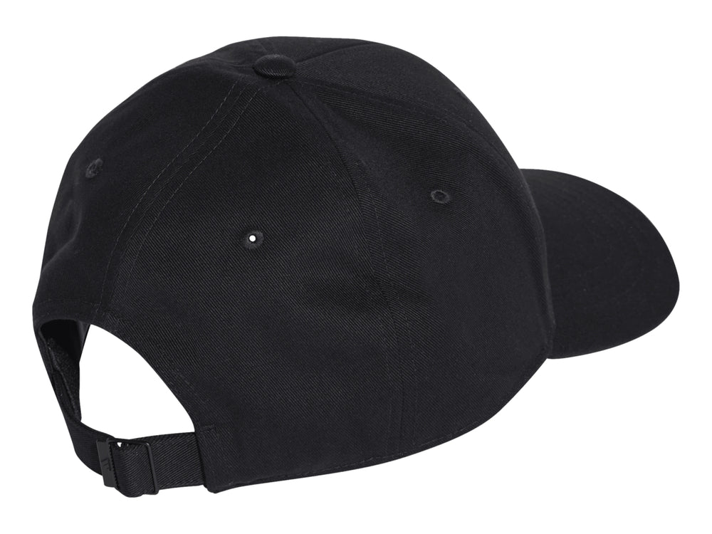 Gorra de béisbol Adidas color negro con logotipo blanco en el frente.