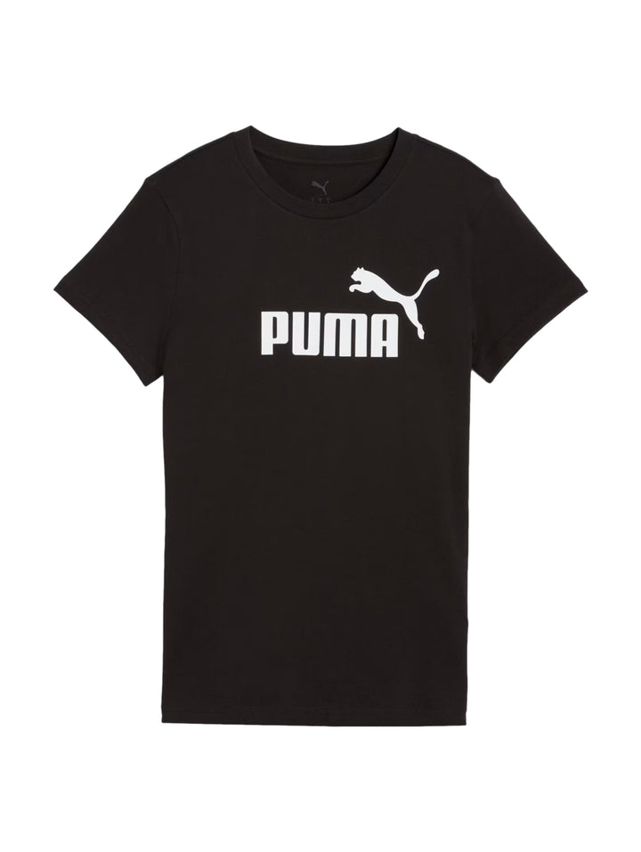 Mujer vistiendo una playera deportiva PUMA de color negro con logotipo blanco en el pecho.