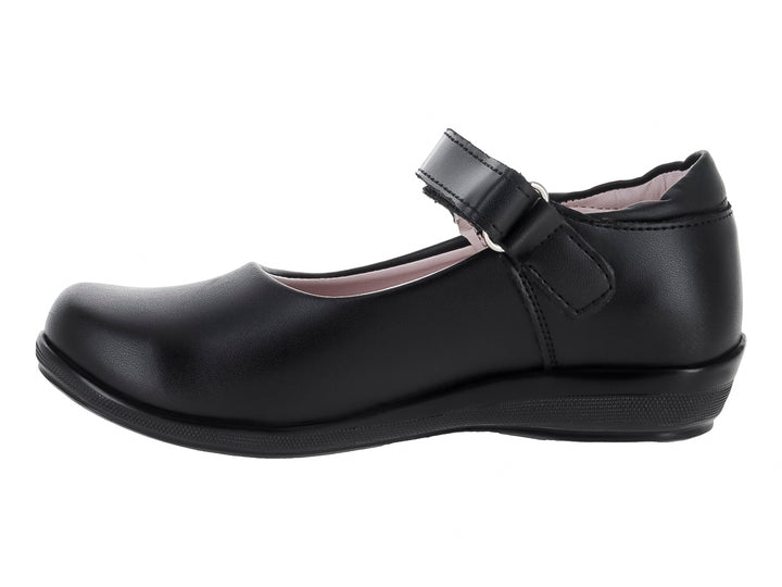 Zapato negro para niña estilo Mary Jane con correa y adorno de flor en la punta.