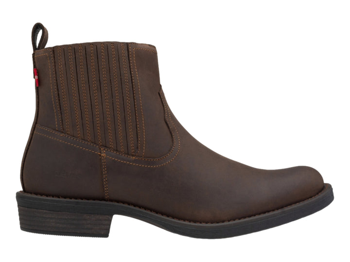 Bota casual de color chocolate con paneles elásticos laterales y suela negra.