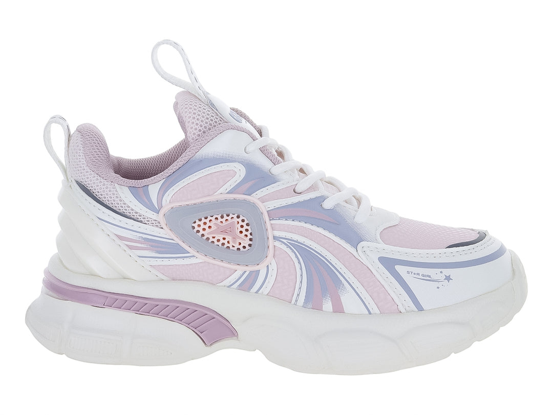 Tenis deportivos blancos con detalles en rosa y morado y suela gruesa.