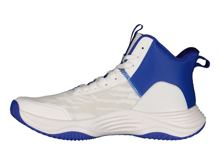 Tenis de baloncesto Charly color blanco con detalles y suela en color azul.
