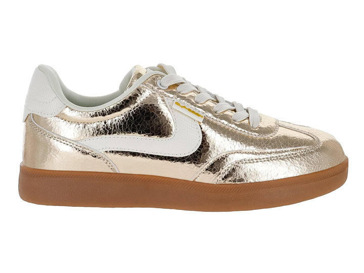Tenis Clasben Altair en color oro metálico con detalles en blanco y suela café.