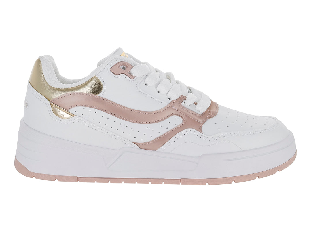 Tenis Clasben Mika color blanco con detalles en oro rosado y suela de plataforma blanca.