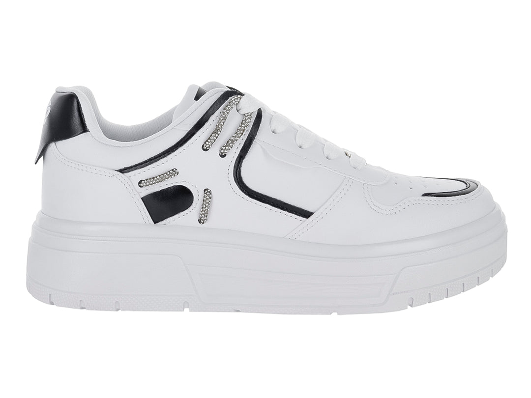 Tenis Clasben Mikono en color blanco con detalles en negro y suela de plataforma blanca.
