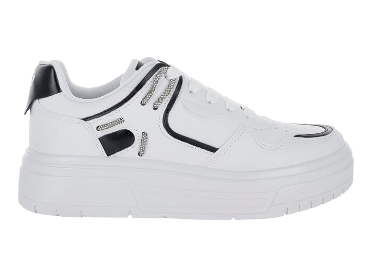 Tenis Clasben Mikono en color blanco con detalles en negro y suela de plataforma blanca.
