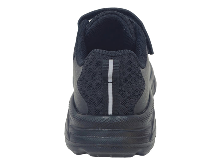 Tenis deportivos Champion color negro con correa de ajuste y agujetas para niño.