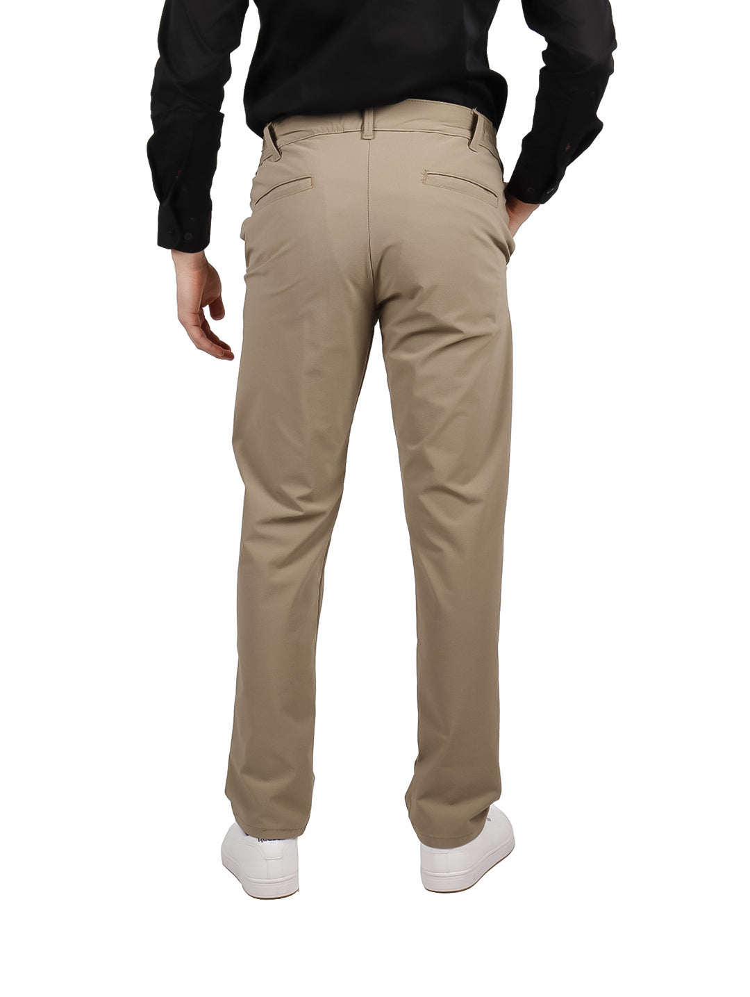 Pantalones color khaki de corte recto para hombre