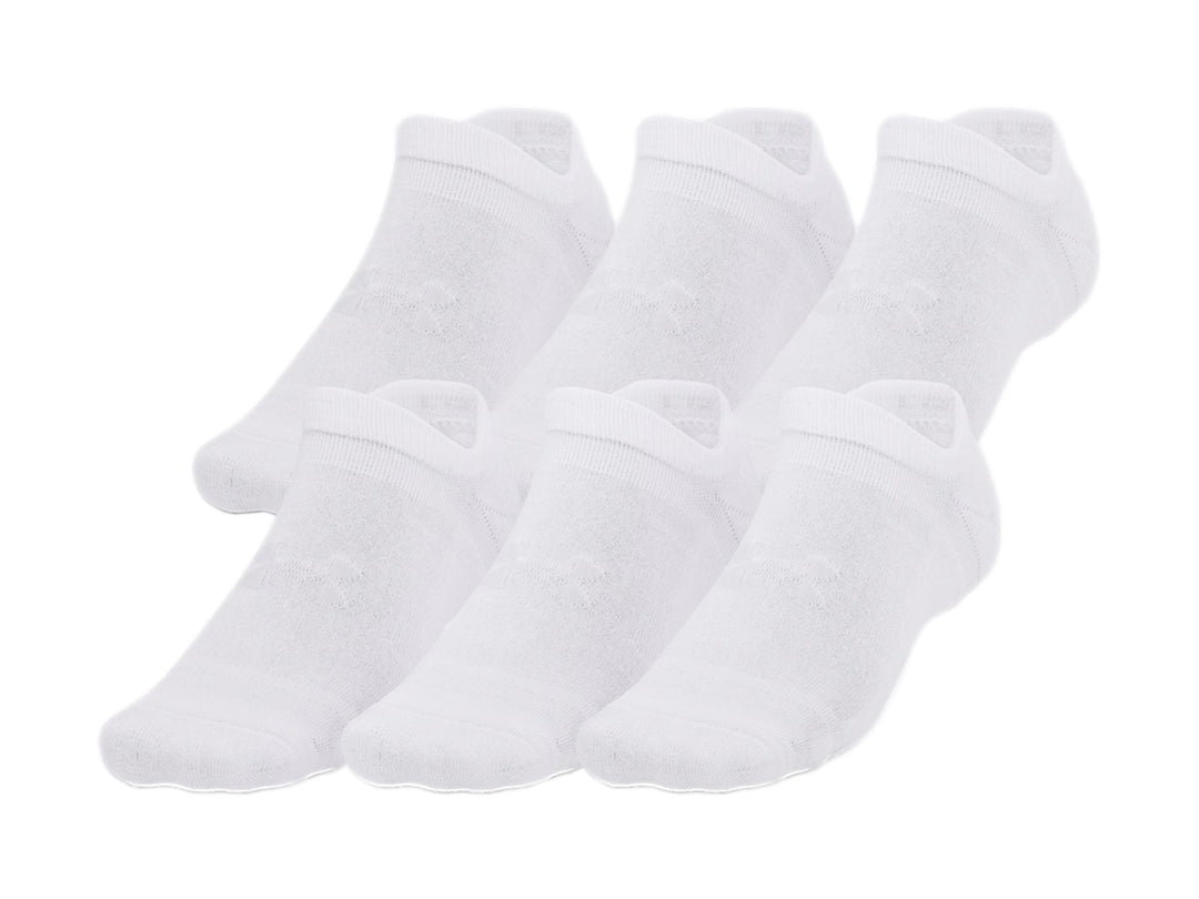 Paquete de 6 pares de calcetines deportivos blancos de la marca Under Armour.