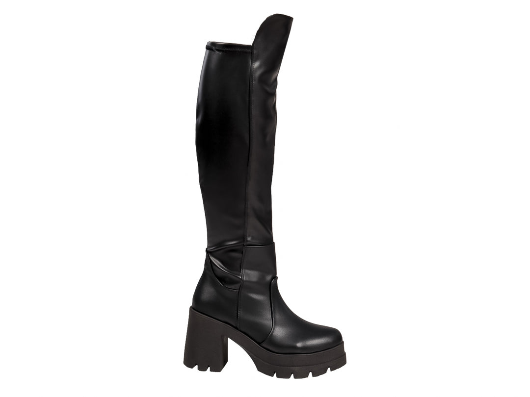 Botas altas color negro con tacón y suela de plataforma gruesa para mujer.