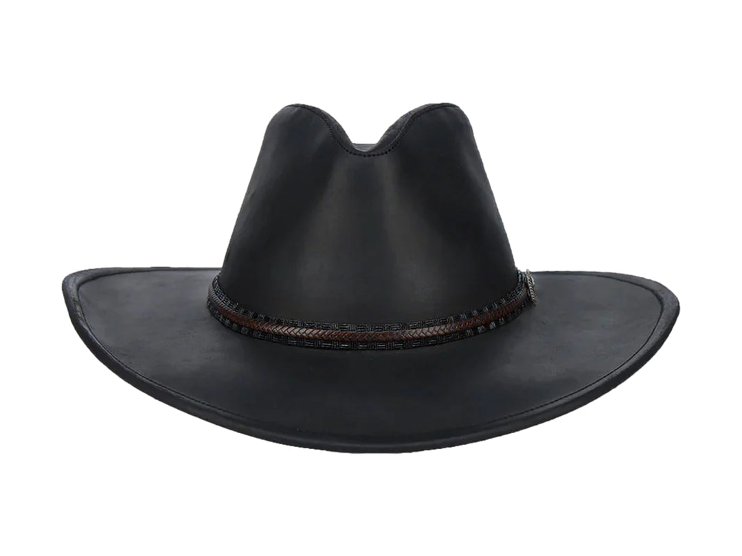 Sombrero vaquero de cuero color negro con banda trenzada decorativa.