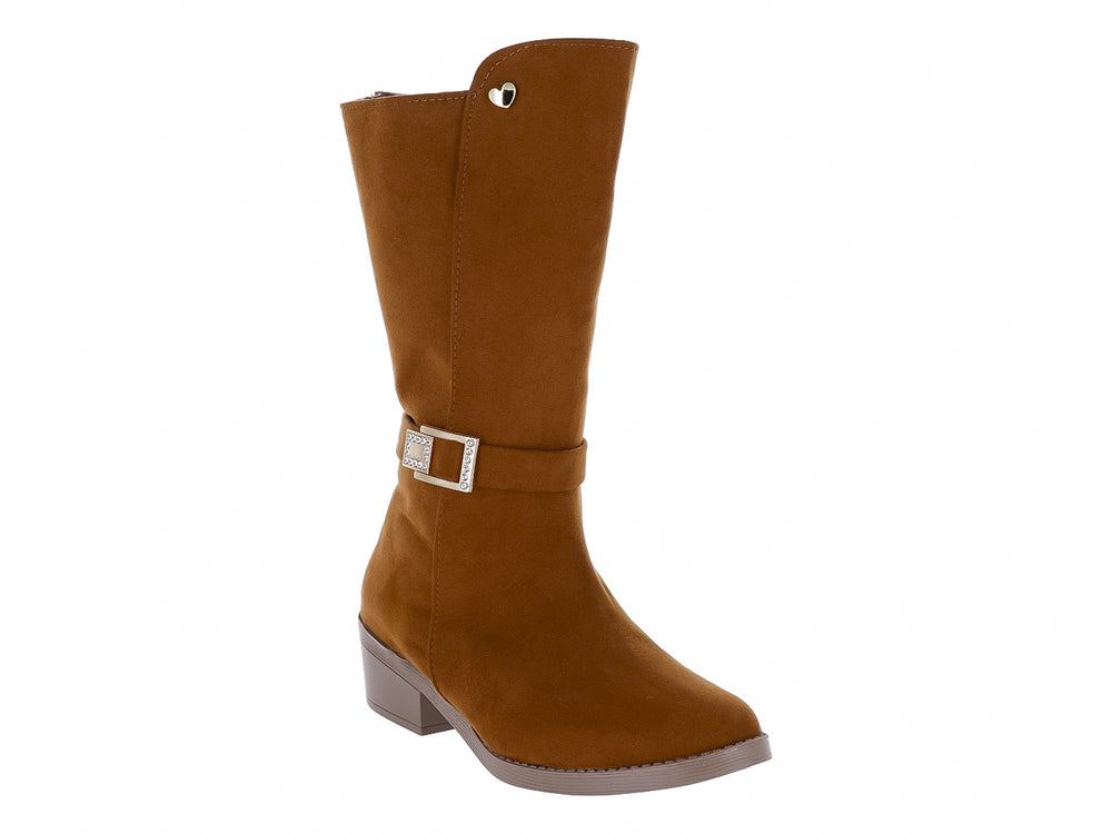 Bota color miel de caña media con hebilla plateada y tacón bajo cuadrado.