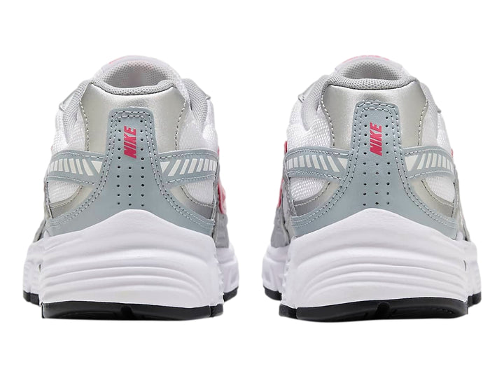 Tenis Nike Initiator Blanco y Plata para Mujer