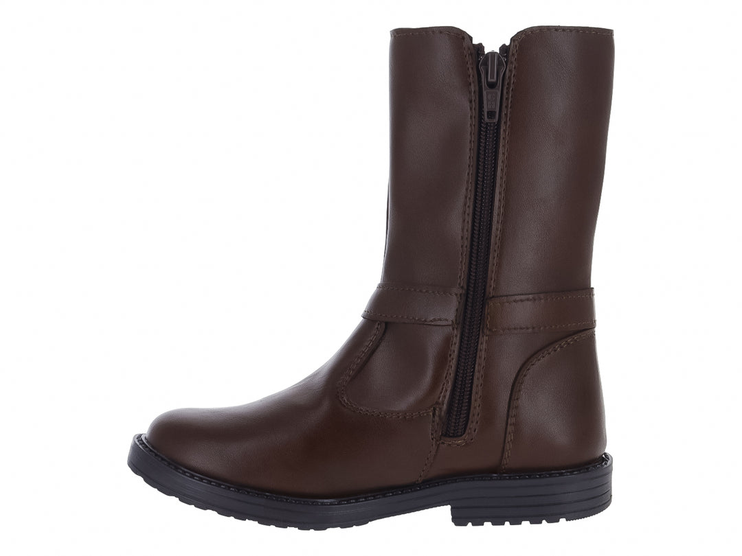 Bota color castaña con adornos de corazones dorados y suela negra.