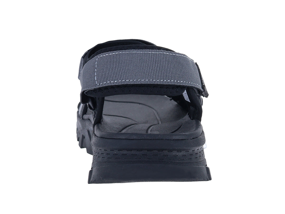 Sandalias gladiador STARS color gris y negro con suela robusta y correas ajustables.
