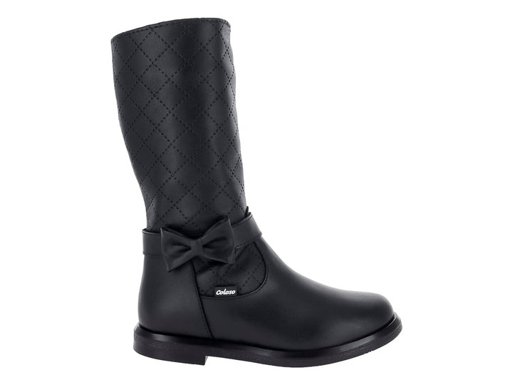 Bota negra de caña alta con detalle de moño frontal y textura acolchada en la parte superior.