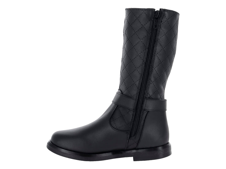 Bota negra de caña alta con detalle de moño frontal y textura acolchada en la parte superior.