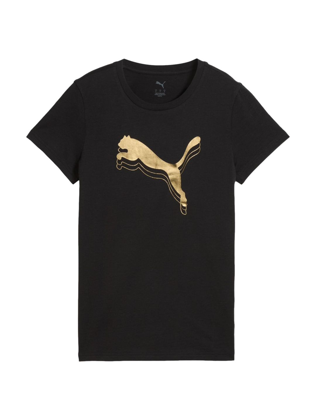 Mujer vistiendo una camiseta deportiva PUMA de color negro con logotipo dorado metálico en el pecho.