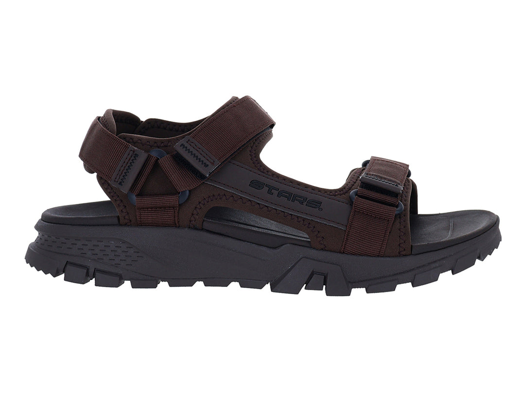 Sandalias gladiador STARS color café con suela gruesa y correas ajustables.