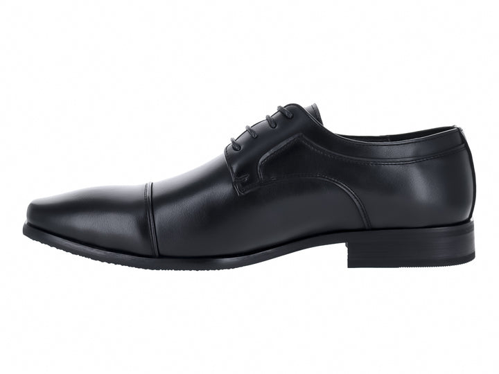 Zapato formal negro para Hombre con cordones y acabado liso brillante.