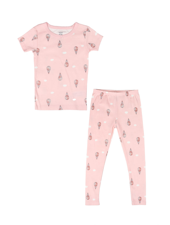 Pijama rosa para niña de dos piezas con estampado de globos aerostáticos y nubes.