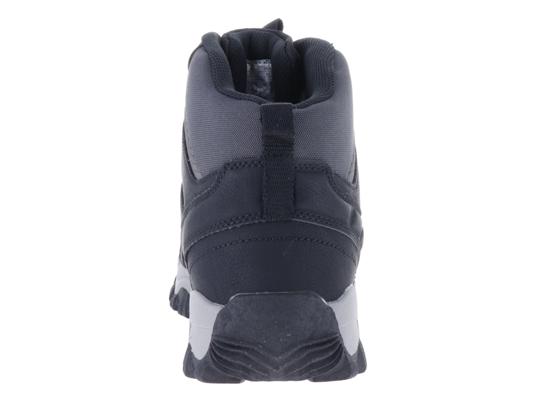 Botín deportivo Murren color negro con suela gris y diseño robusto para actividades al aire libre.