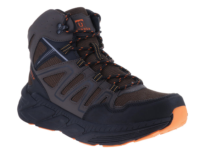 Bota deportiva Murren color café con suela robusta y detalles naranjas.