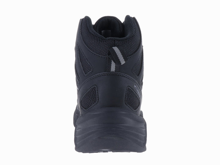 Zapato deportivo de corte medio color negro con detalles grises y suela gruesa de la marca Murren.