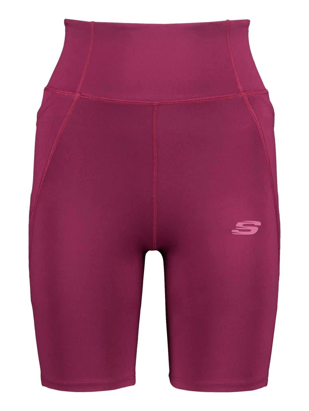 Mujer vistiendo biker shorts deportivos de color fucsia de la marca Skechers.