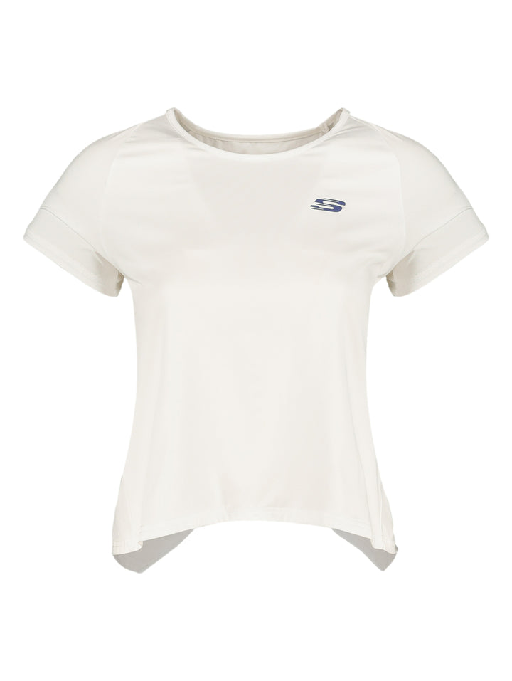 Playera Skechers blanca de manga corta y corte crop top para mujer.