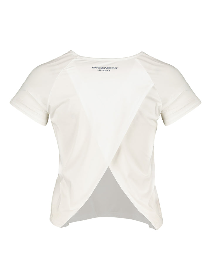 Playera Skechers blanca de manga corta y corte crop top para mujer.
