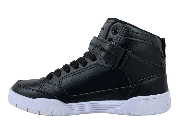 Tenis Champion modelo Arena Power Hi en color negro con suela blanca y correa ajustable en el tobillo.
